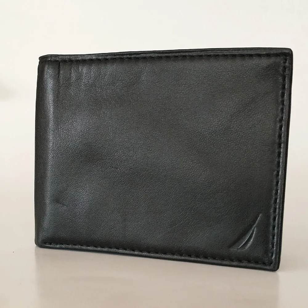Nautica Black Leather Card Holder